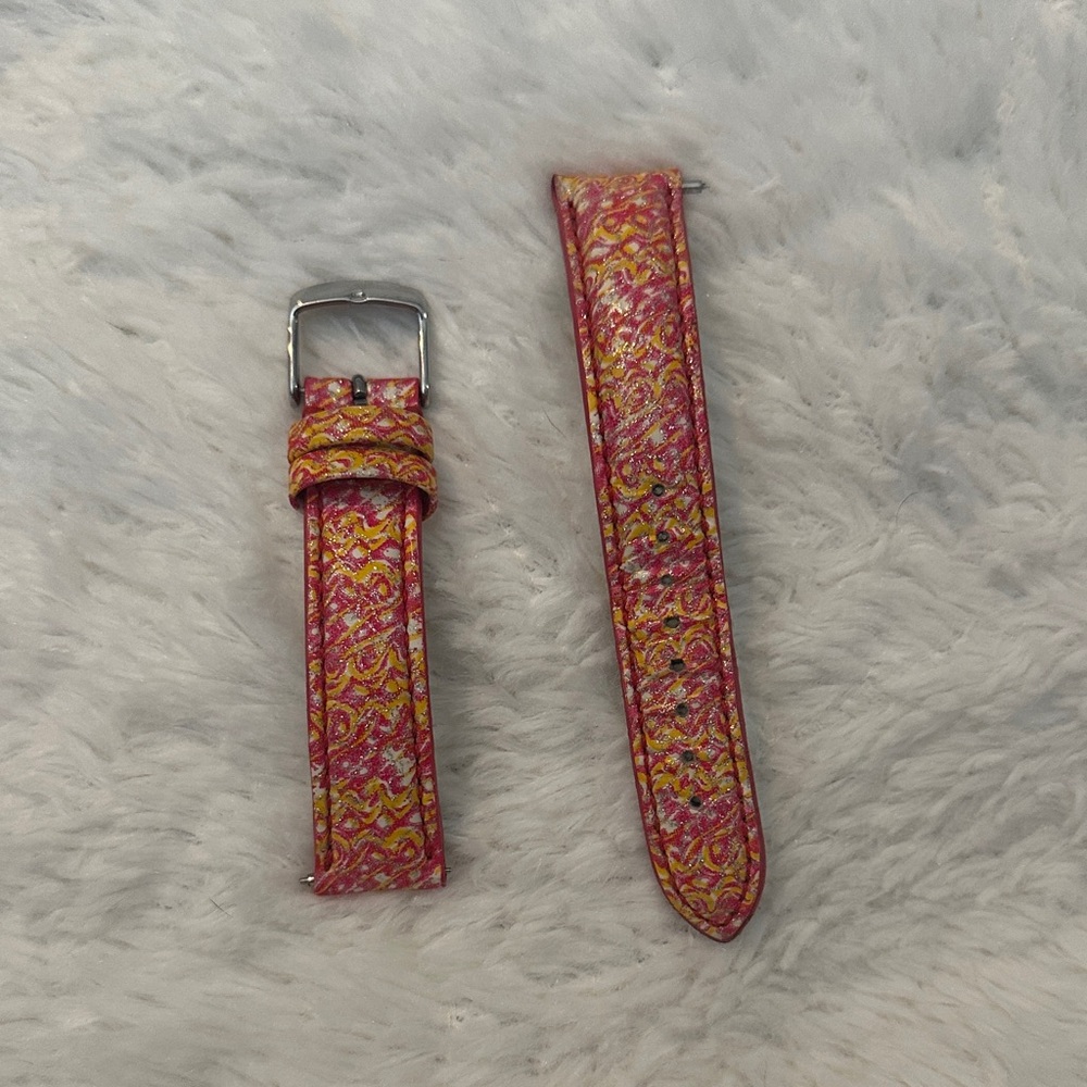 Michele genuine leather 18mm Watchband in great used condition.